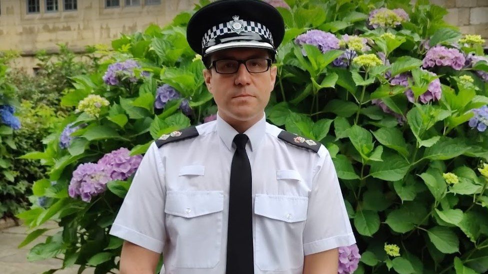 Chief Superintendent Daniel Greenwood steht vor der Entlassung durch die Polizei von West Yorkshire