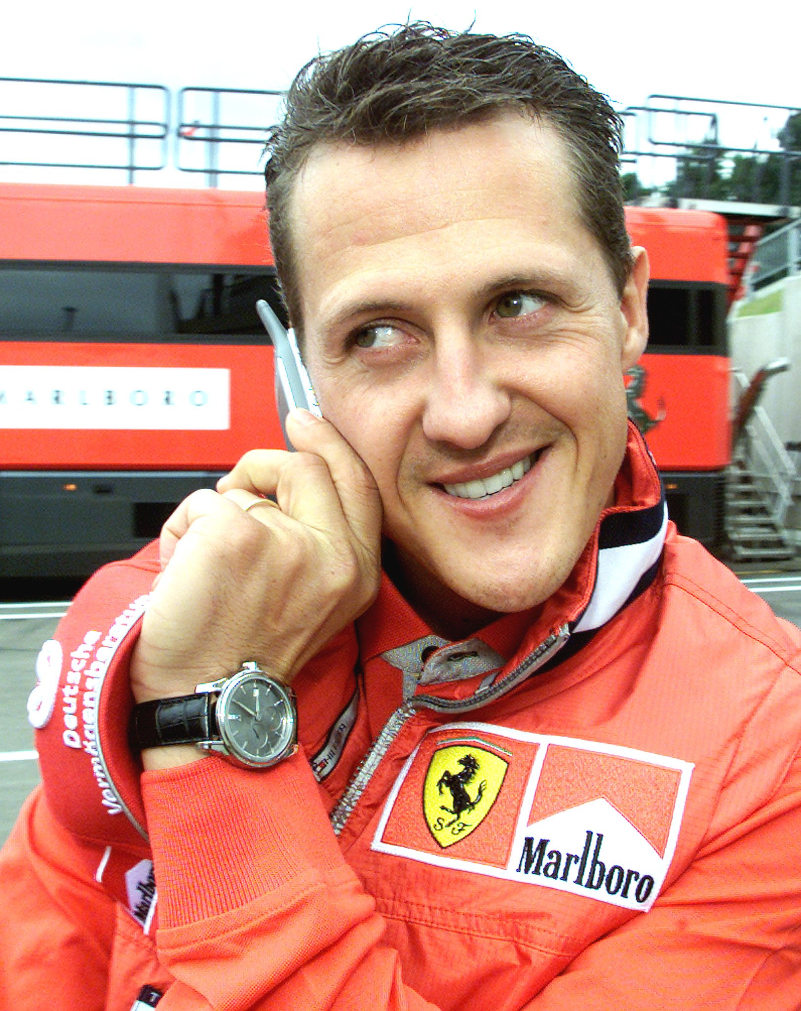 Schumacher besucht im August 2001 den Grand Prix der belgischen Formel 1 in Spa-Francorchamps