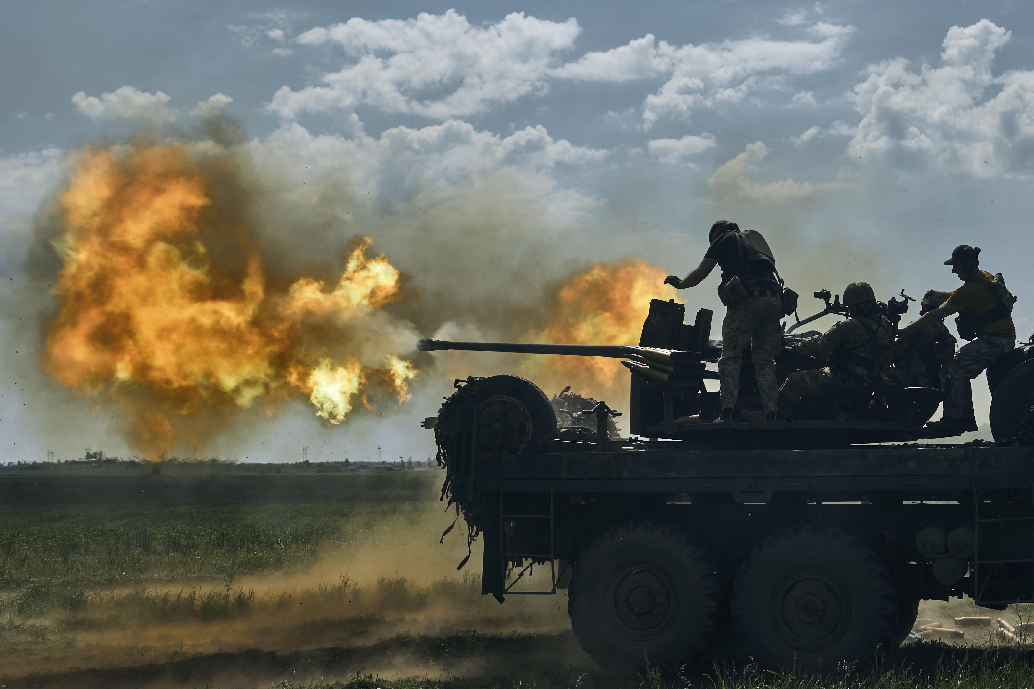 In Kiew gehen Munition und Artillerie schmerzlich zur Neige, was sie anfällig für tödliche russische Angriffe macht