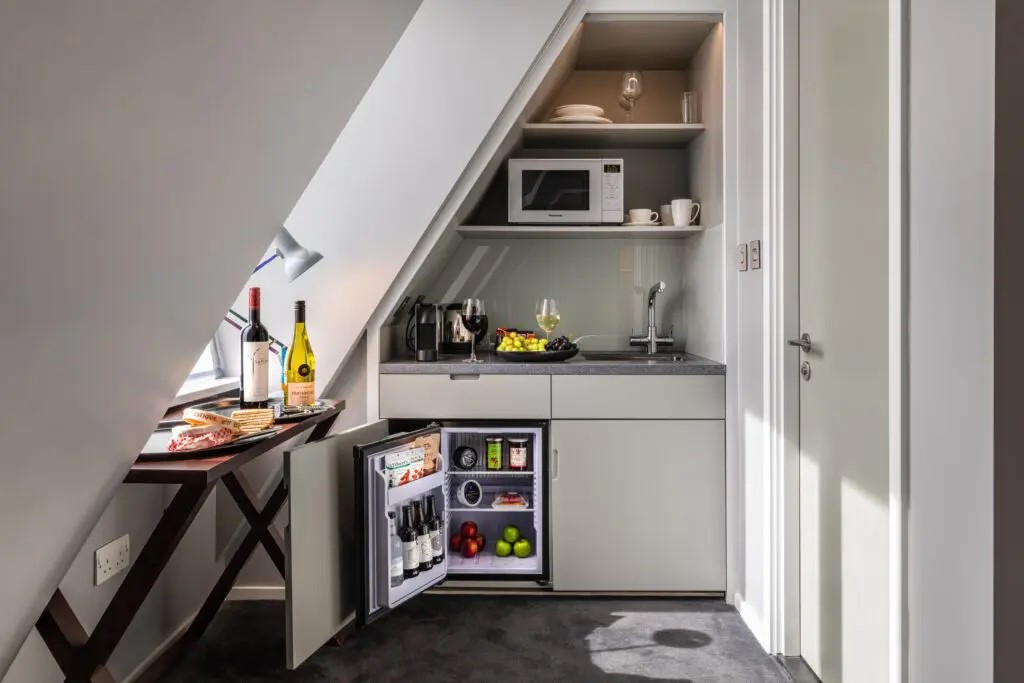 Jedes Zimmer verfügt über eine eigene Miniküche
