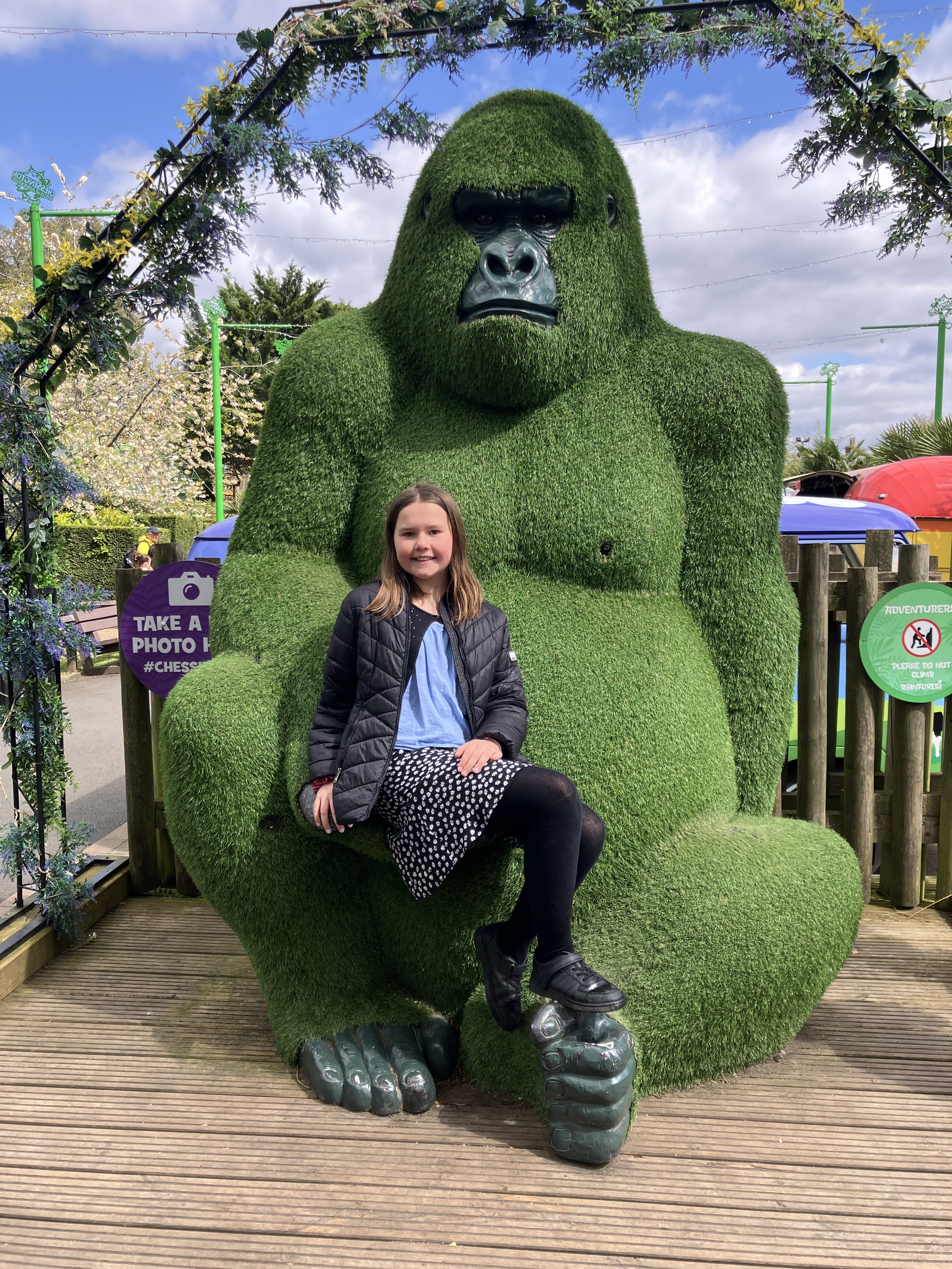 Martha trifft den grünen King Kong