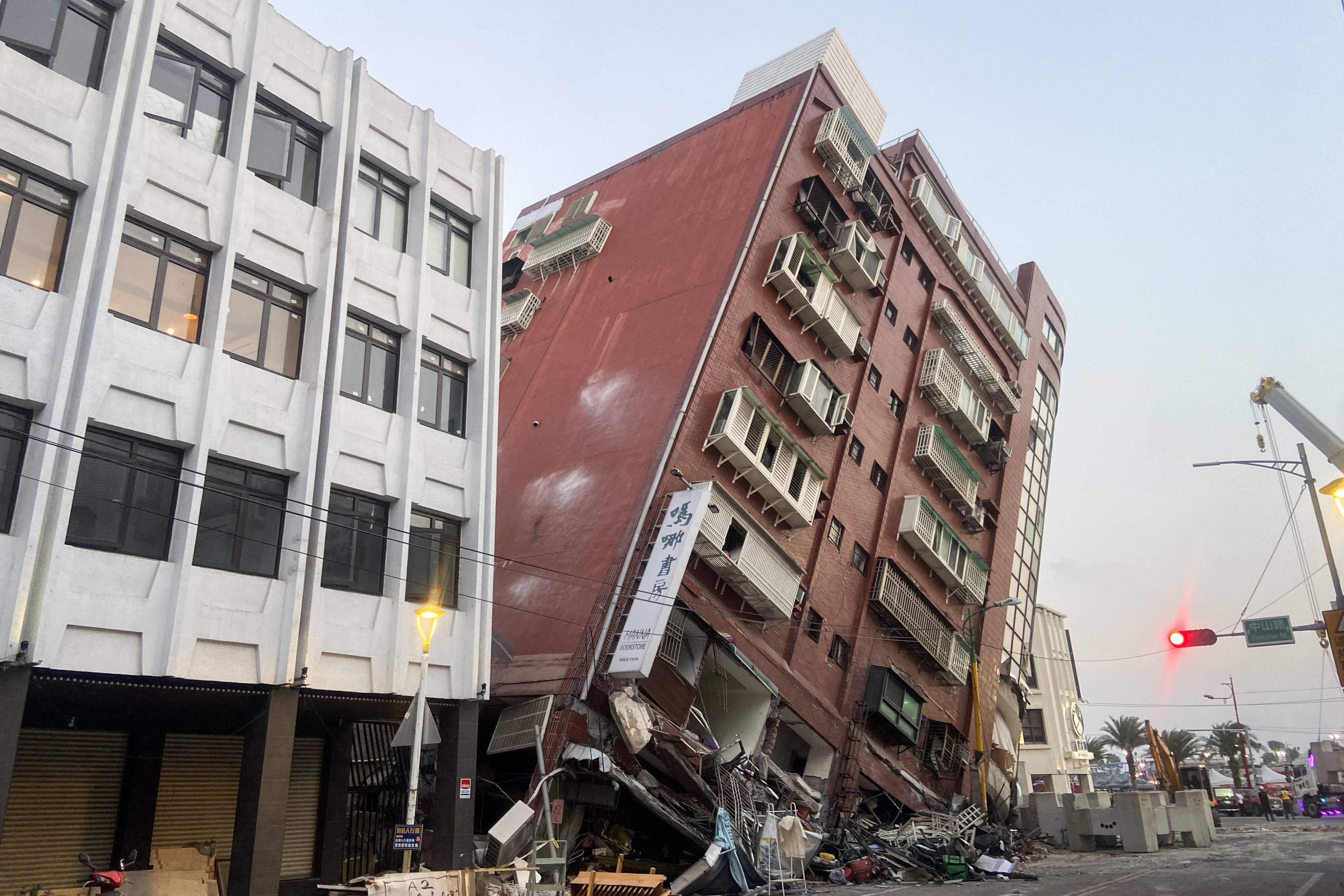 Das Erdbeben verursachte schwere Schäden an Gebäuden